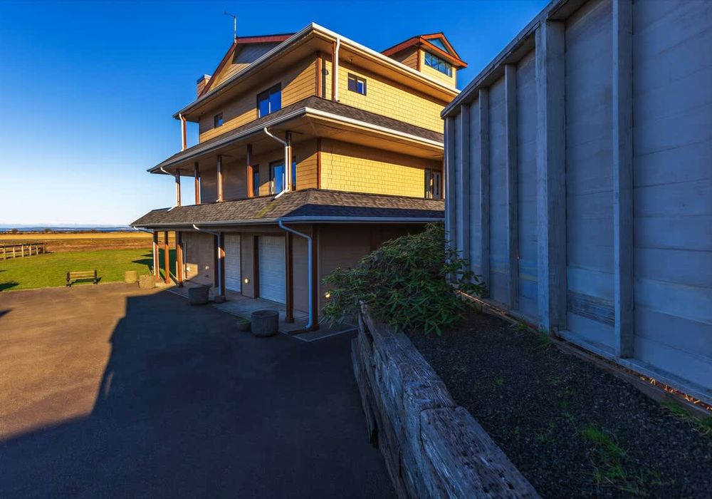 4f36677d 6dac 40 88x51 homerunner