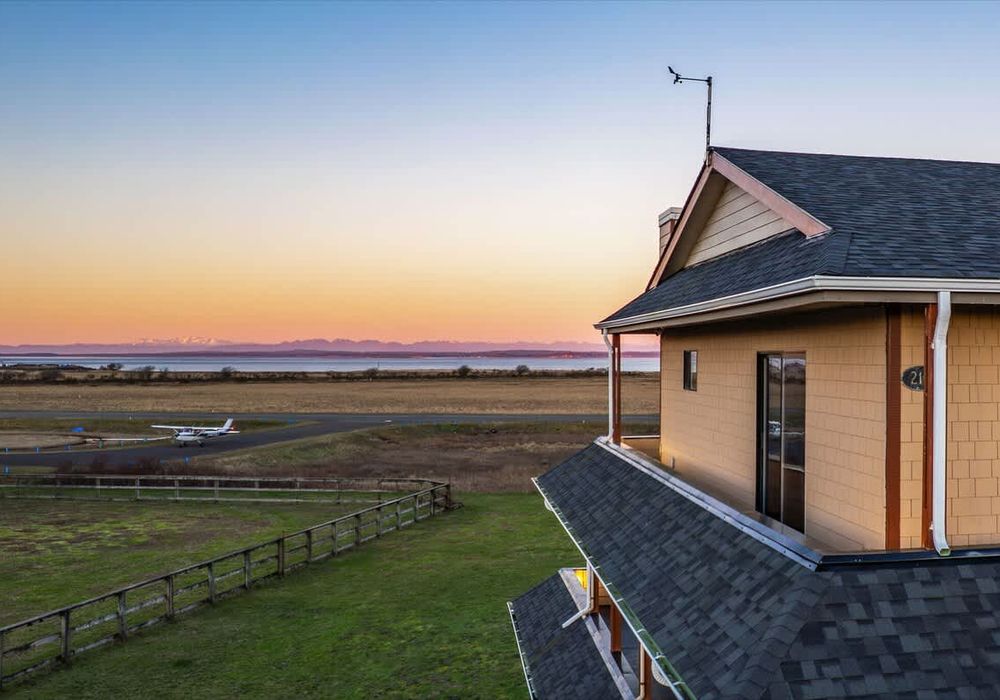 5e547e47 af27 40 NkwAF homerunner