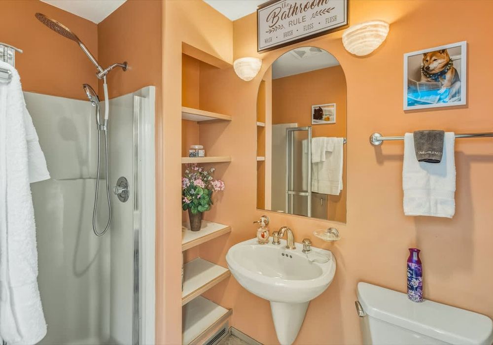 98e71c5a 56b3 48 m2hyF homerunner