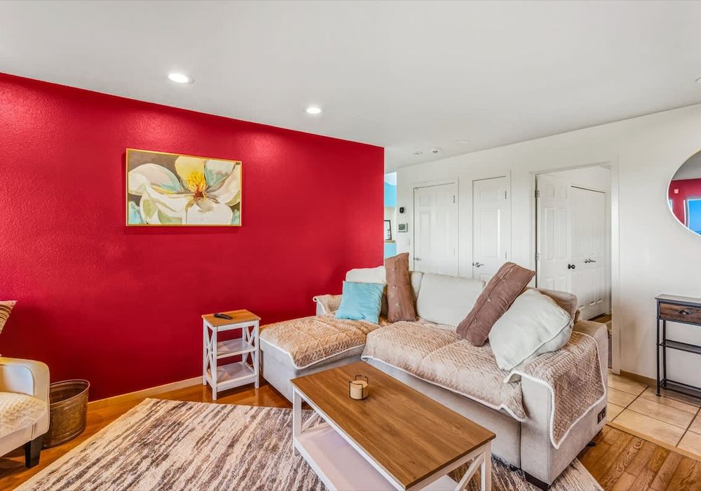 c0e56230 d68f 42 Awe5c homerunner