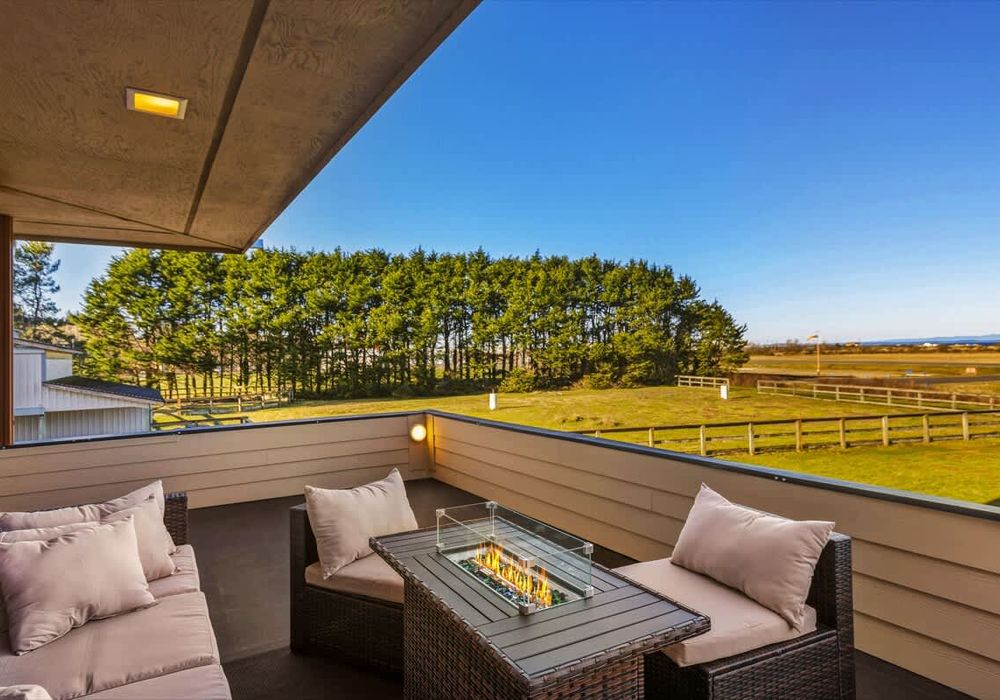 d58c1d35 1f3b 4c M9 fM homerunner