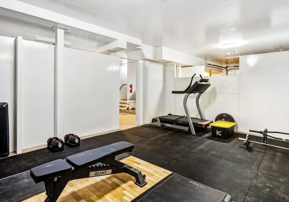 dd3493fb e2b7 4b ak7jK homerunner