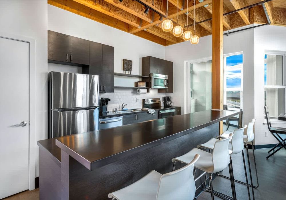 8c1ea077 6615 4e vxKnb homerunner