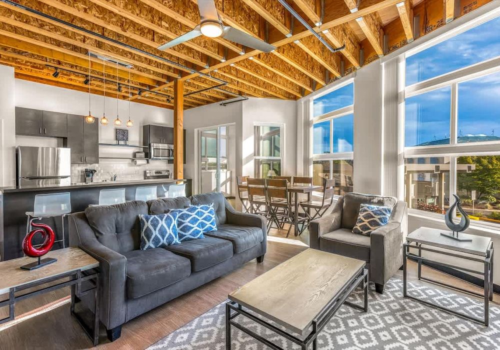 b5faccdb 2fdd 4c NQb3j homerunner