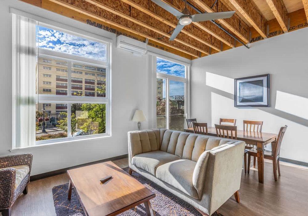 05202afc 6f6b 47 81NWX homerunner