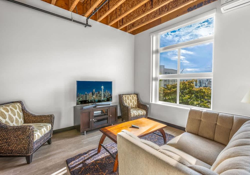 aa39c940 8d91 42 a2FwO homerunner