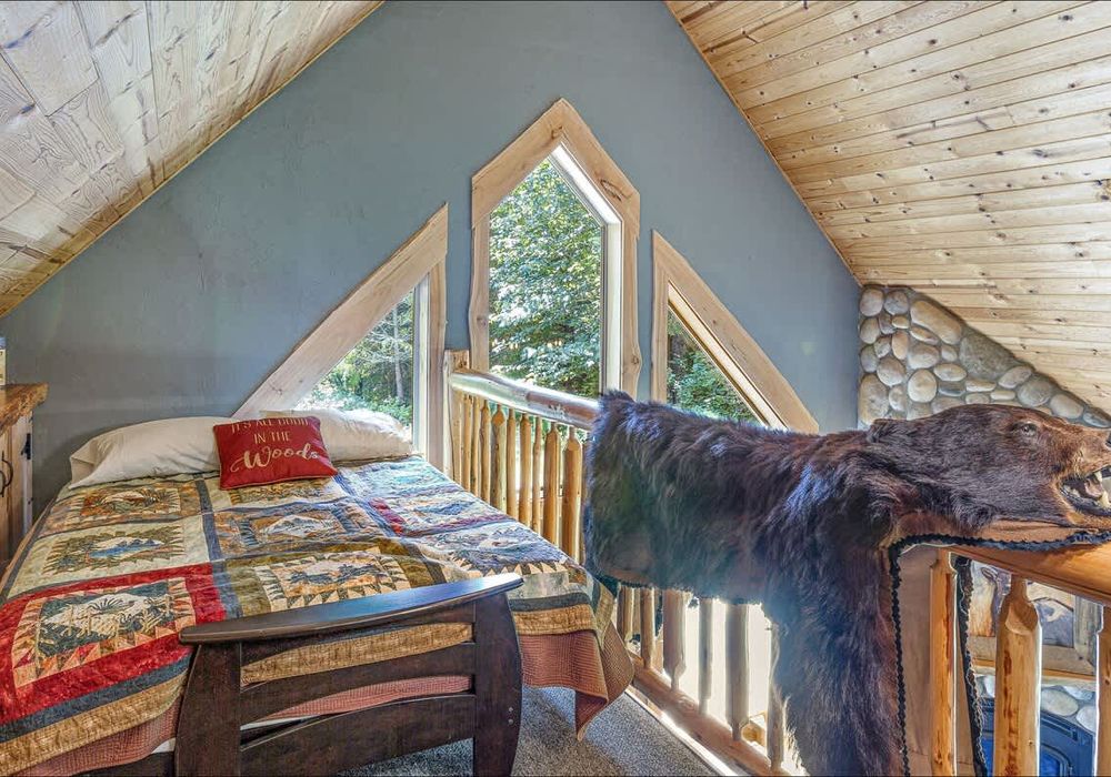 5b215084 a7c8 44 VjpZA homerunner