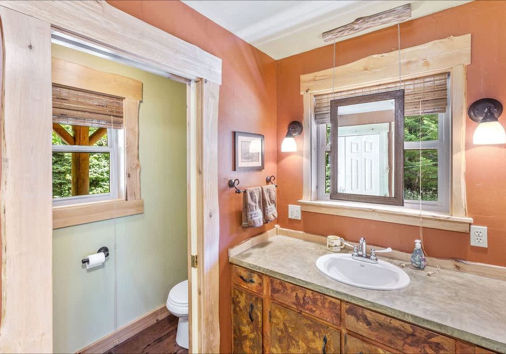 86fe1477 f050 45 eJ6DV homerunner