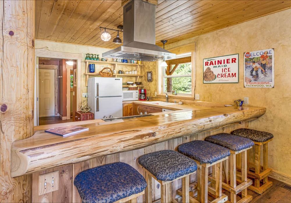 96903d18 60c8 4b 23o0n homerunner