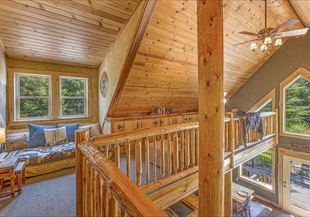 a3b60a01 d850 46 AVk8y homerunner