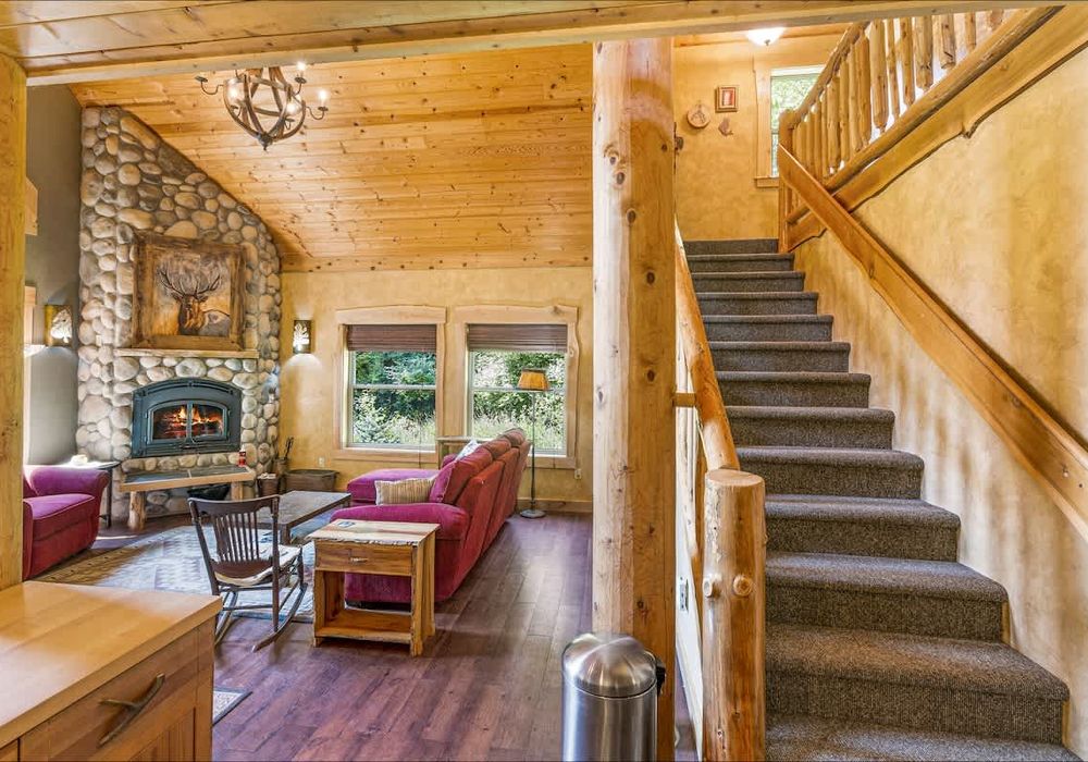 a3cba9a6 4de8 41 8iJip homerunner