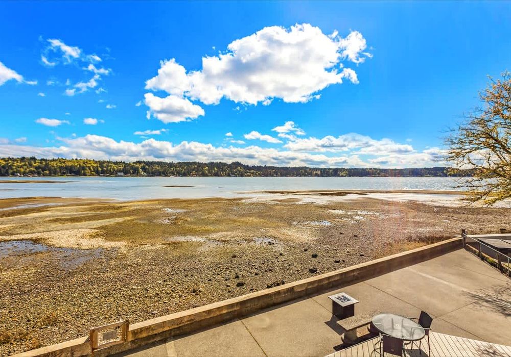 30c140a9 8f5b 48 cK9k1 homerunner