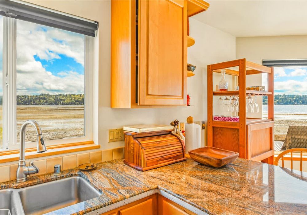 88c25d64 07a6 4a Z9BXS homerunner