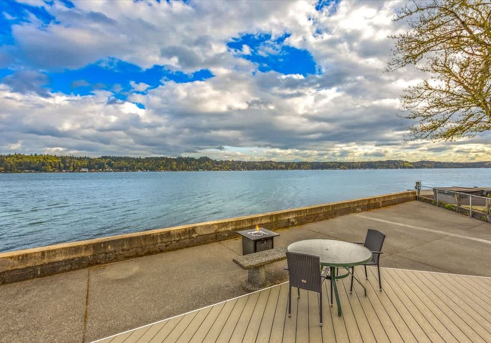 a72bcc45 a5f2 49 JnBQ5 homerunner