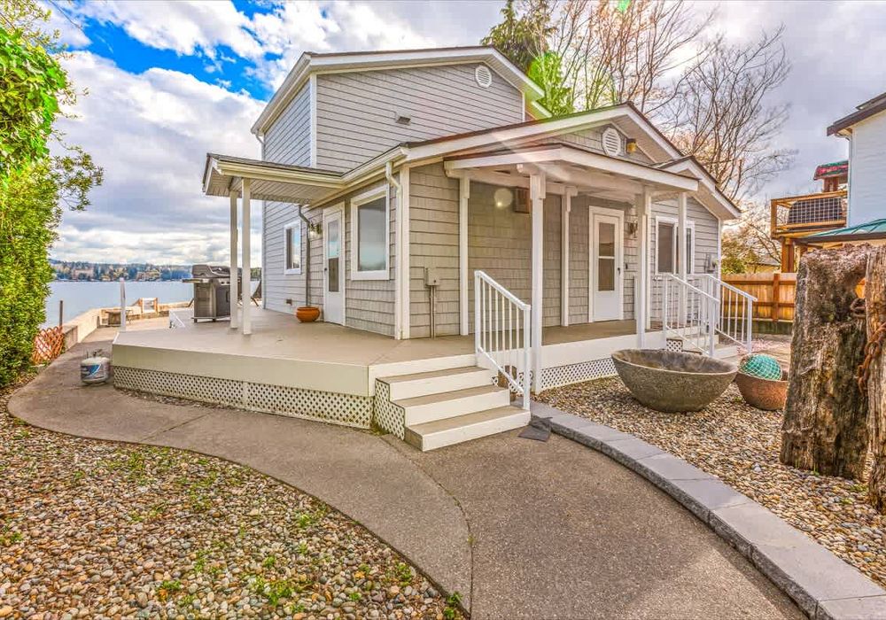 b7f3c9f9 32ba 4c DzNxw homerunner