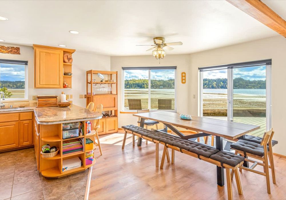 c972174b a974 4c kP4Rt homerunner