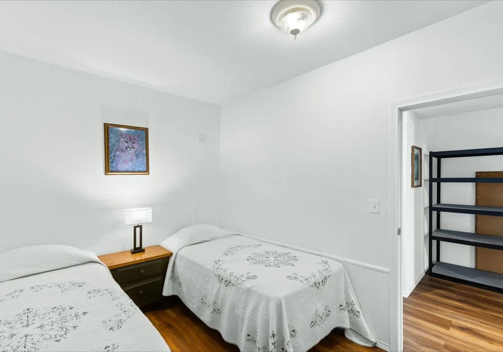 133a29c2 adbc 4d 0T57F homerunner