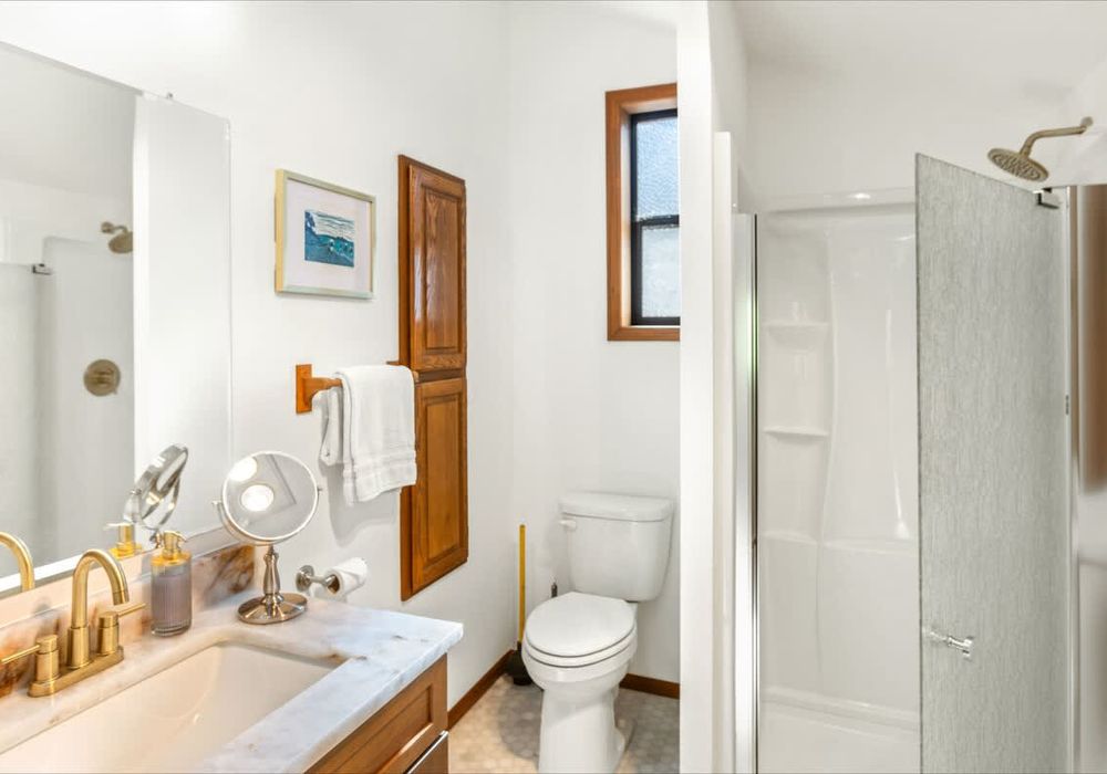 5cce35da 1bf4 4e pHu5H homerunner