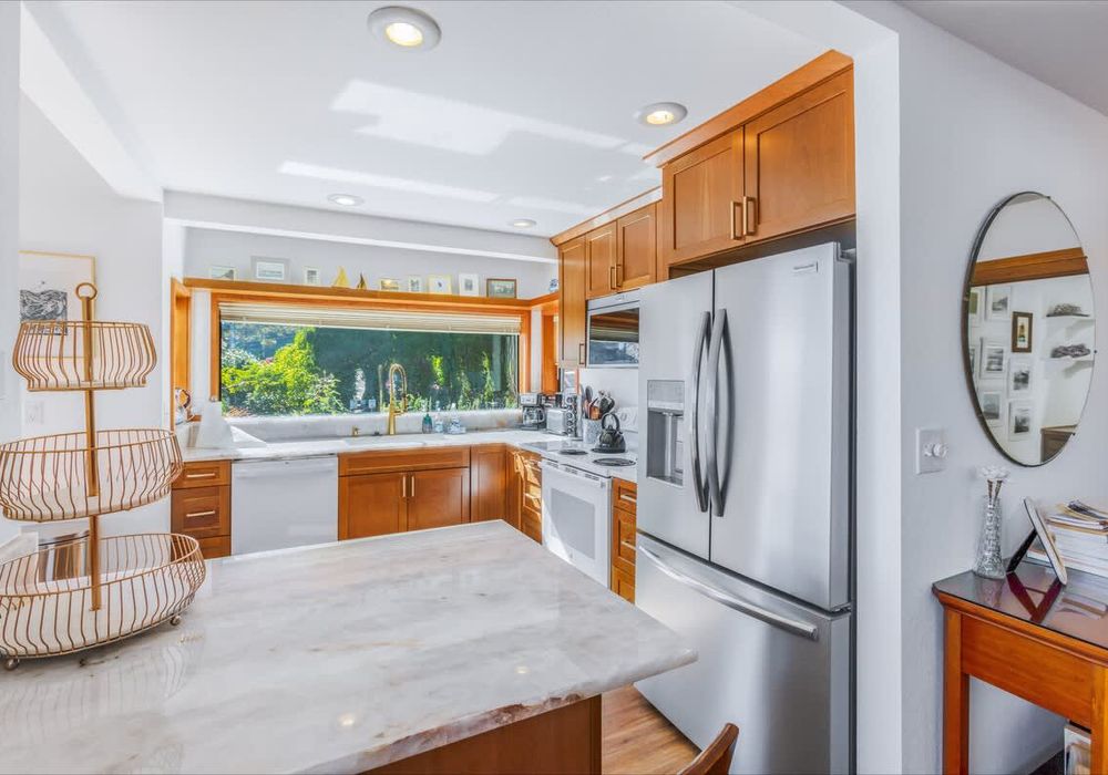 6975592a 0b1e 4b 9uWh2 homerunner