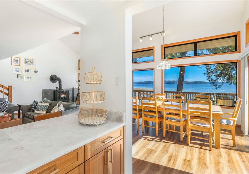 7834028e c0f3 4b JoWYM homerunner