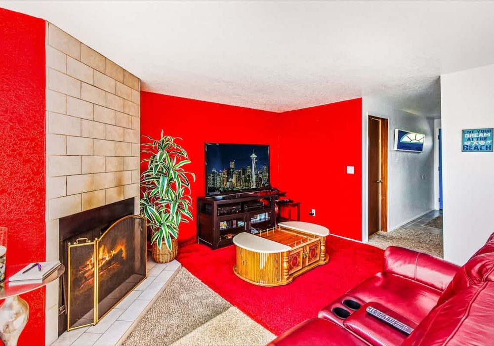 0aa12410 84db 4d he7P7 homerunner