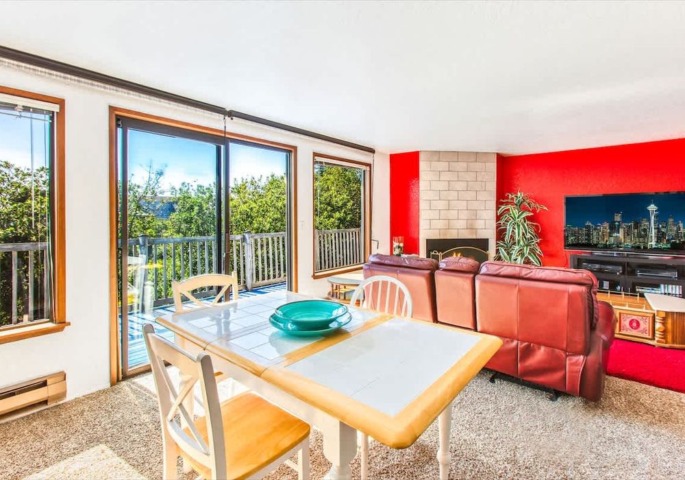 24cf62c8 e574 44 T9oQ0 homerunner