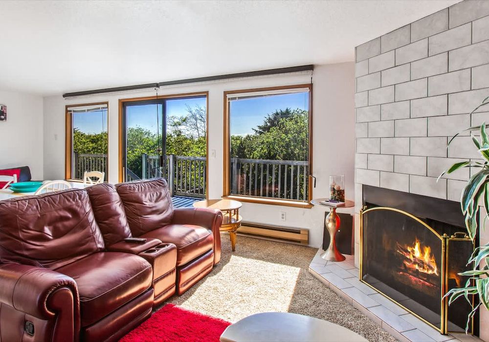 555d18cc 7807 40 lLQag homerunner