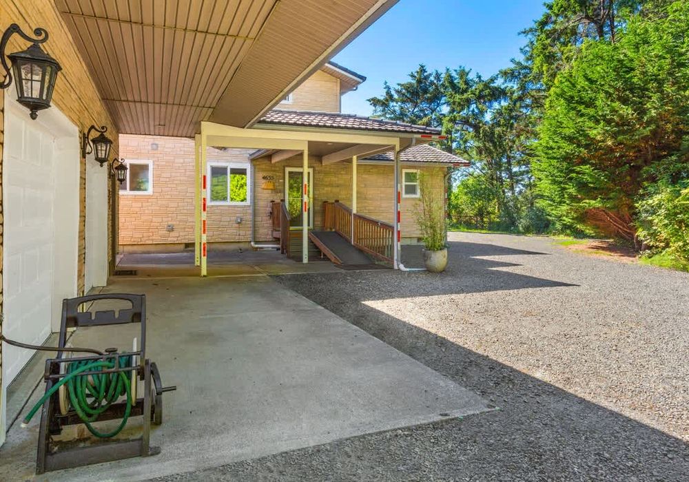 77306f5a 1e28 43 N4wrX homerunner