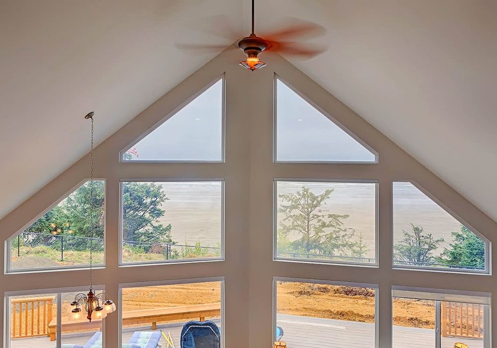 bdd01fa1 d5f0 43 9TuLN homerunner