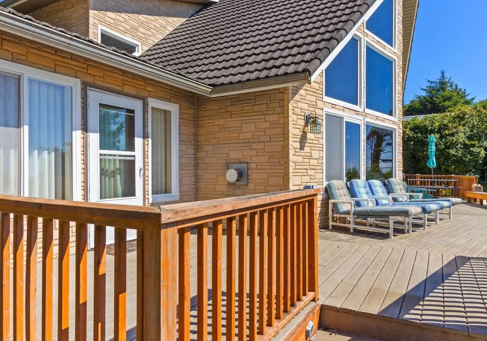 f451ff72 28a0 40 T aAU homerunner