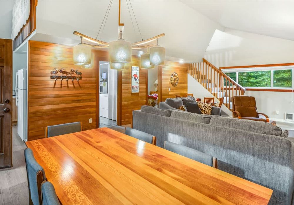 2353639d e276 4b BGtD0 homerunner