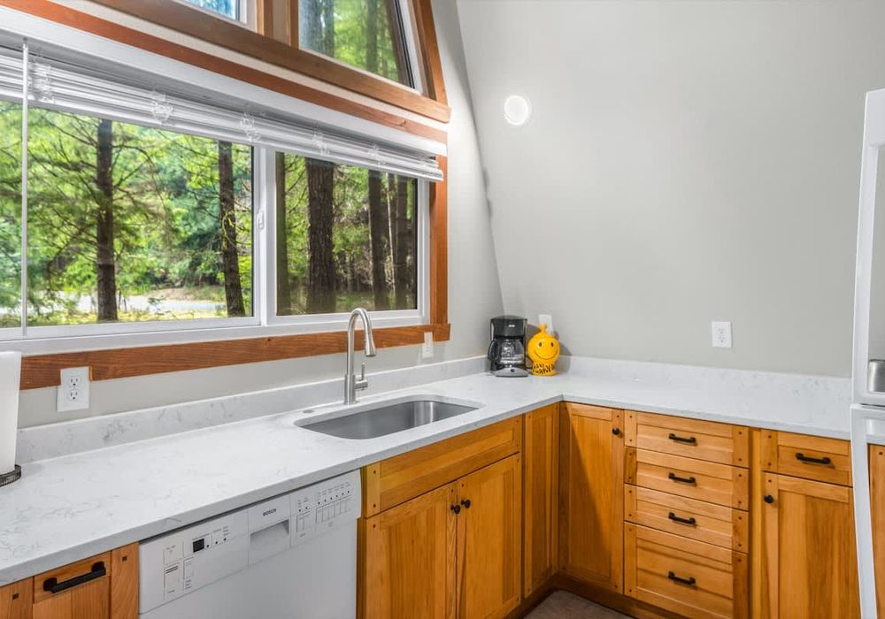 d2a628fd 76f1 4a oOF8p homerunner