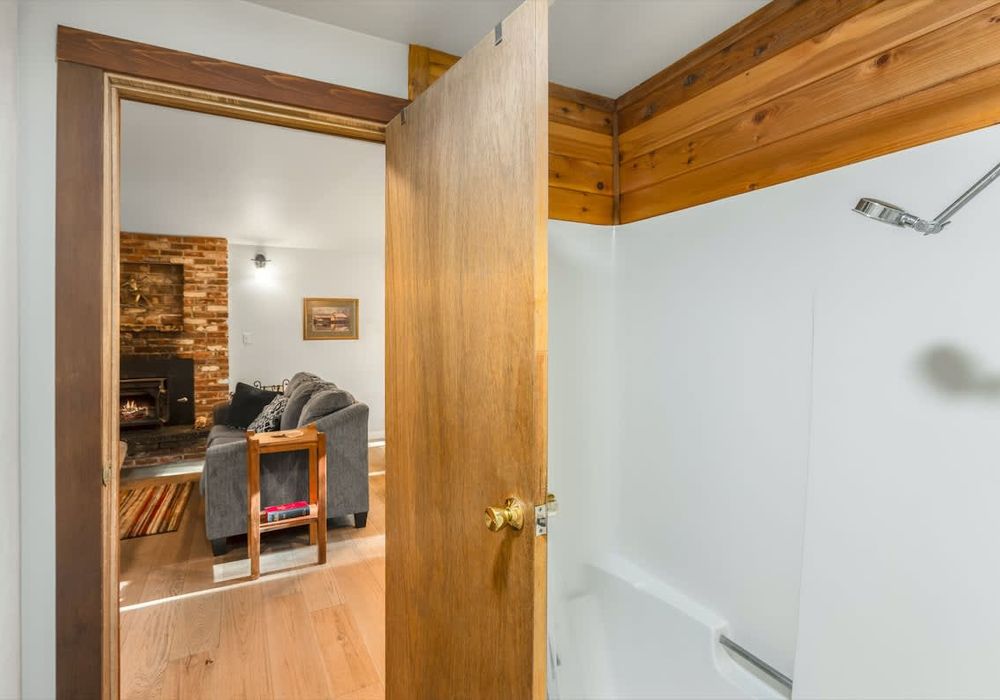 f668f837 9032 44 HdmXX homerunner