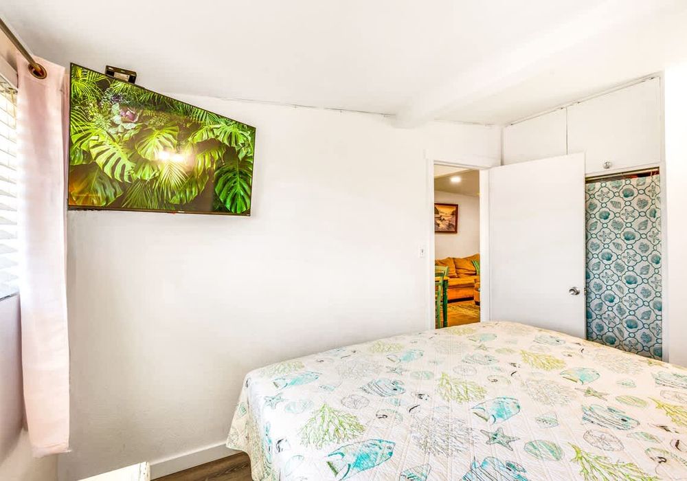 3f1000e8 8735 46 LQJ4M homerunner