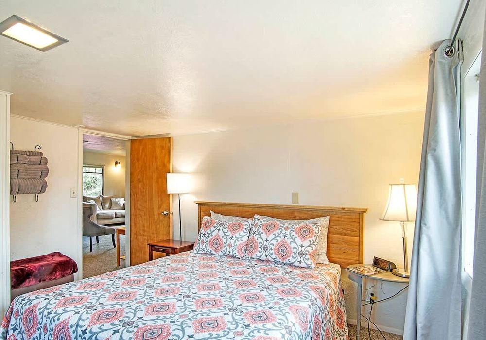 59f483cc 61ba 4b gv7tz homerunner