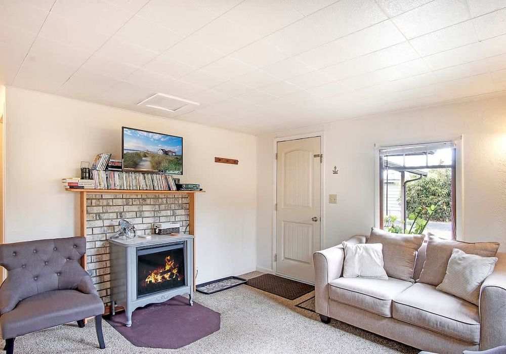 b9eb29aa 1ae3 4c cQYUF homerunner