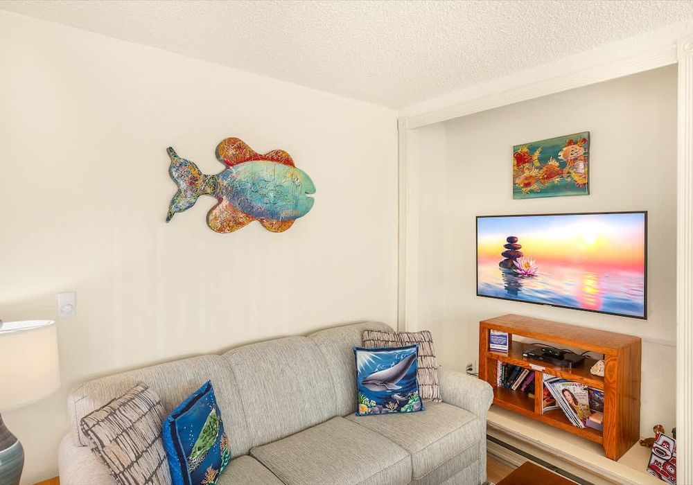 cbd6f4a7 cd24 49 DhLLp homerunner