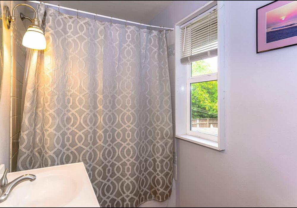 49e49fec 5c40 4b D38ho homerunner