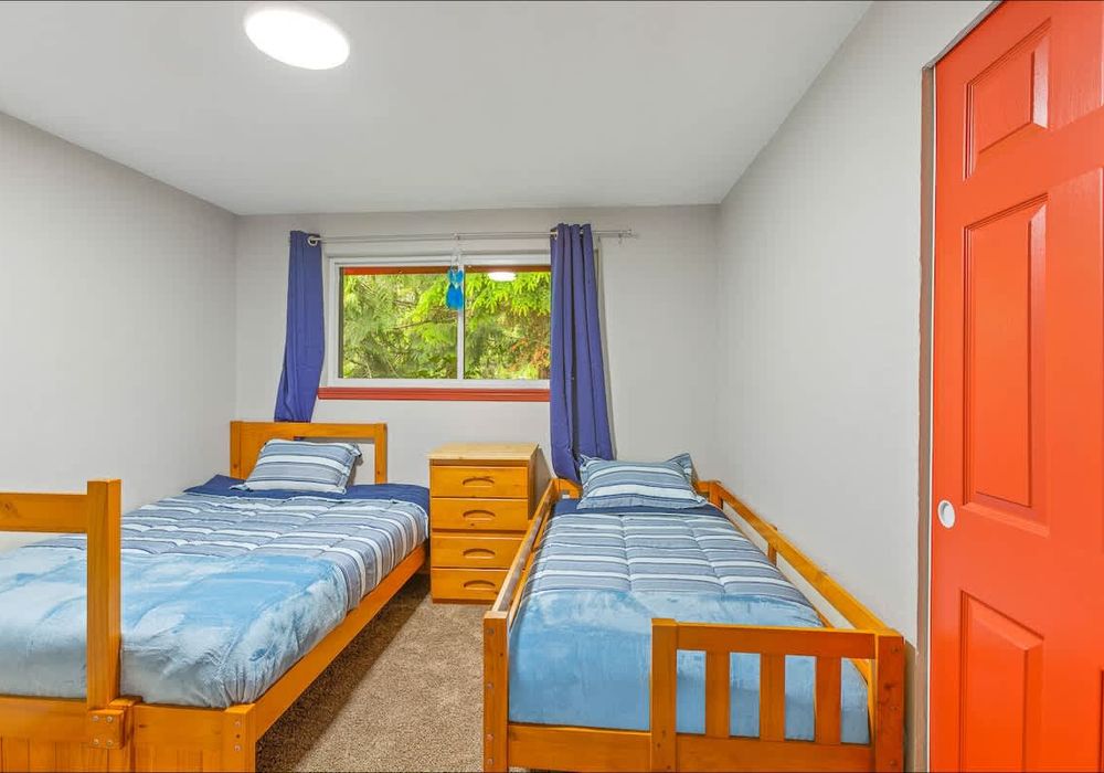 2511e734 1259 45 BUM Q homerunner