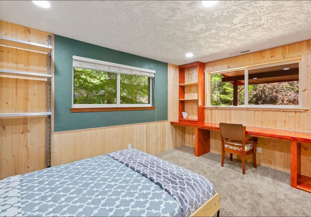 3dc81bb7 67da 4a E1fo homerunner