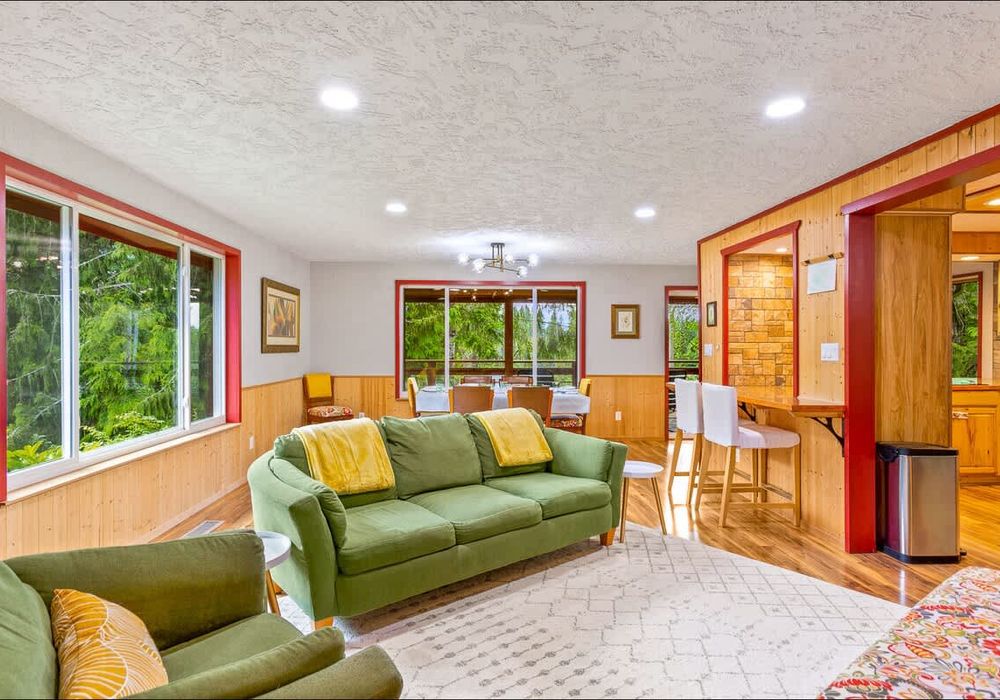 be7d0fc4 9d87 4d ueaMb homerunner