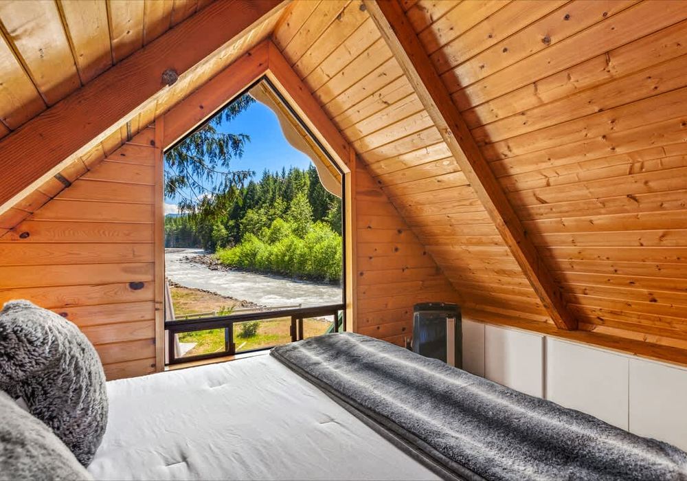 10e79687 8830 4e e7KaO homerunner