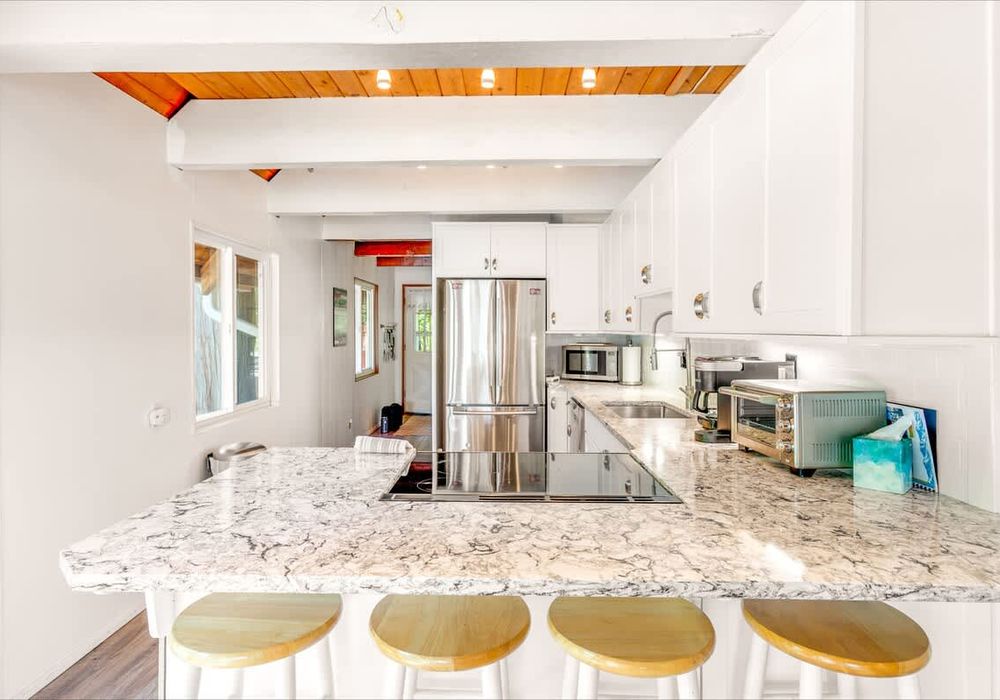 caf70fad c86b 4a kNpMG homerunner