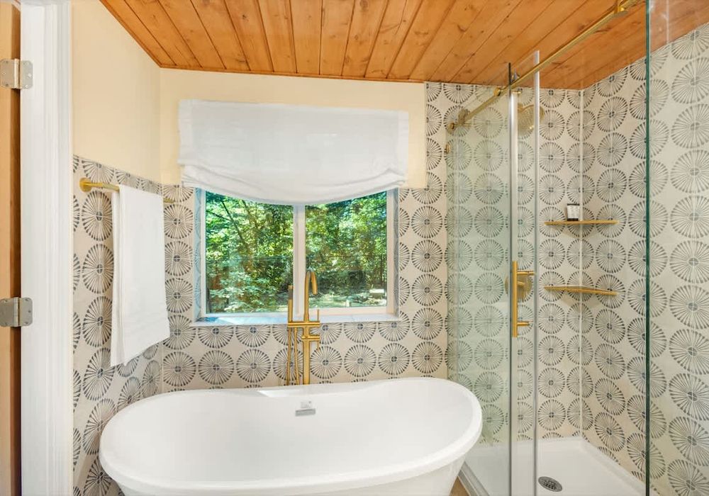 0a8b267e 6b20 4d vQPWh homerunner