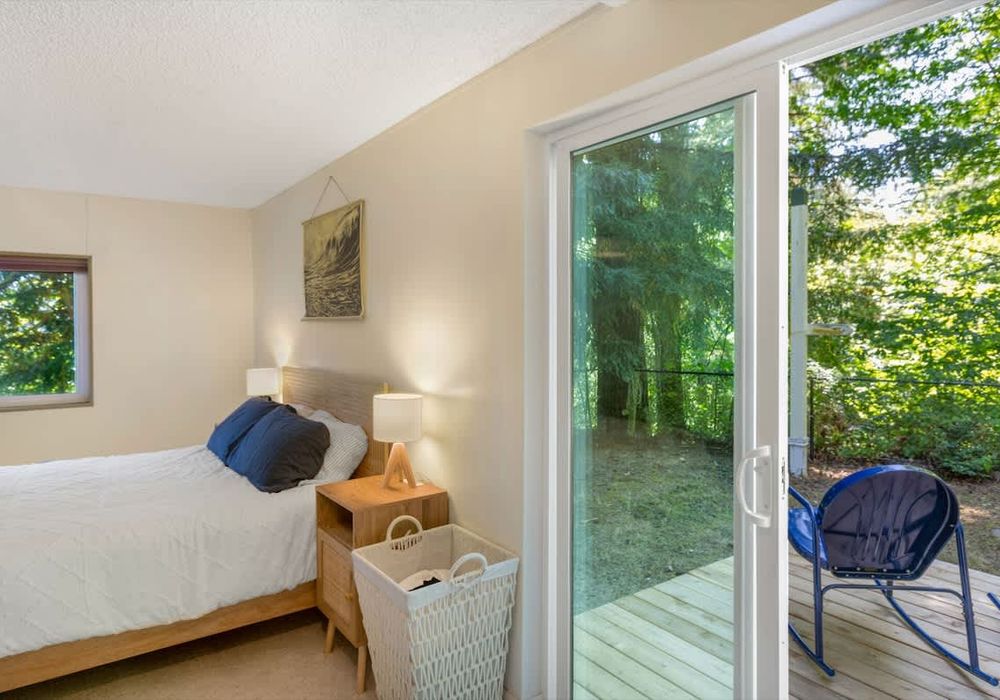 8a5483d7 08ff 4c MJndP homerunner