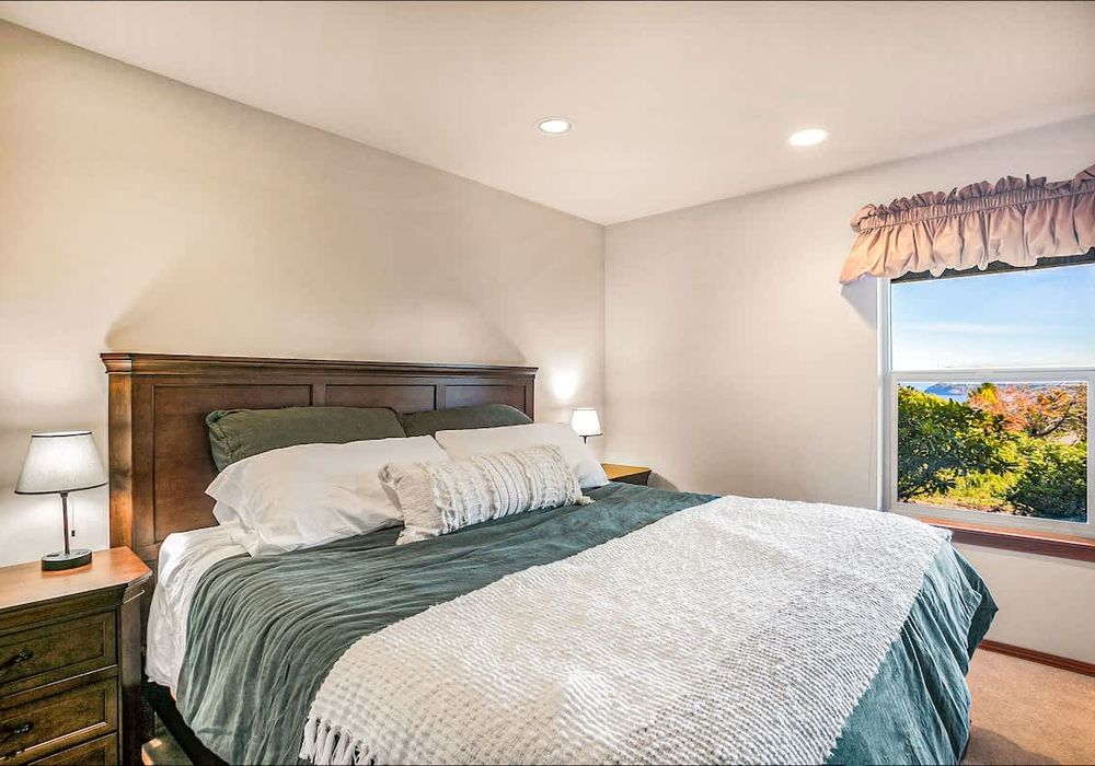 7e9bc043 7c87 43 rRf0O homerunner