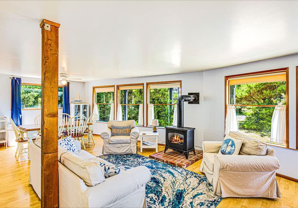 ead75929 42b0 4b TArS9 homerunner