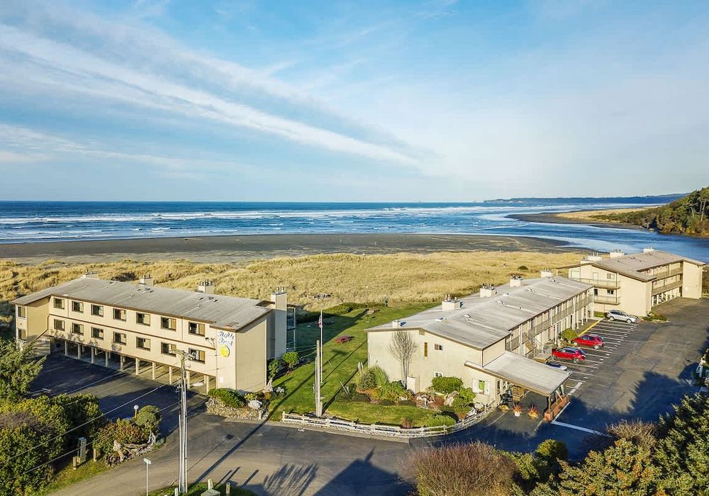 4740385e d2e4 49 1utdL homerunner