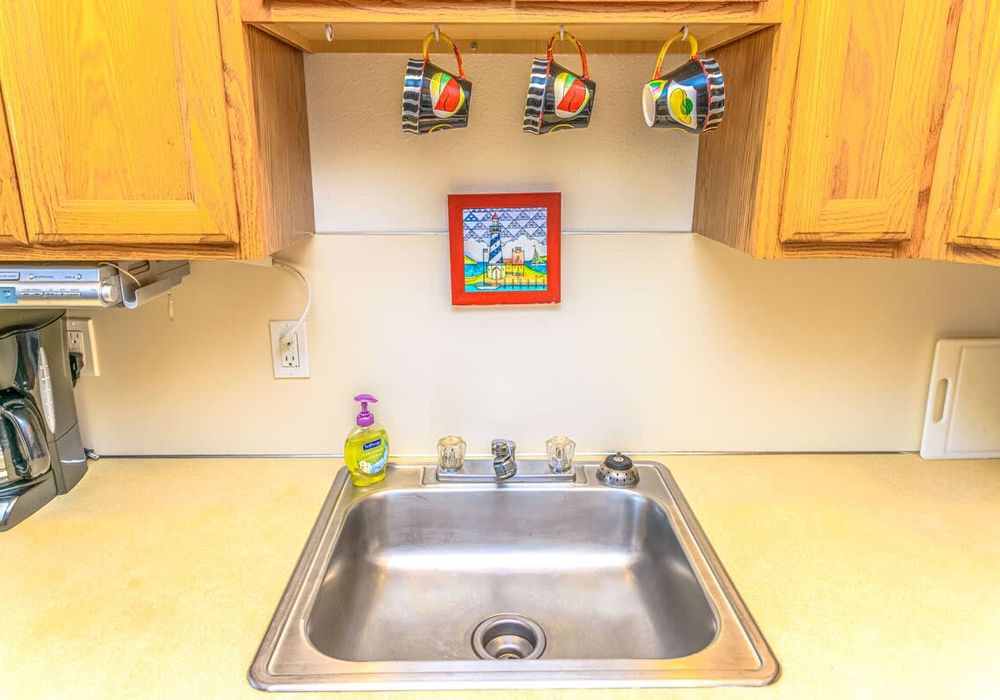 68405339 50b7 4e xmpYq homerunner