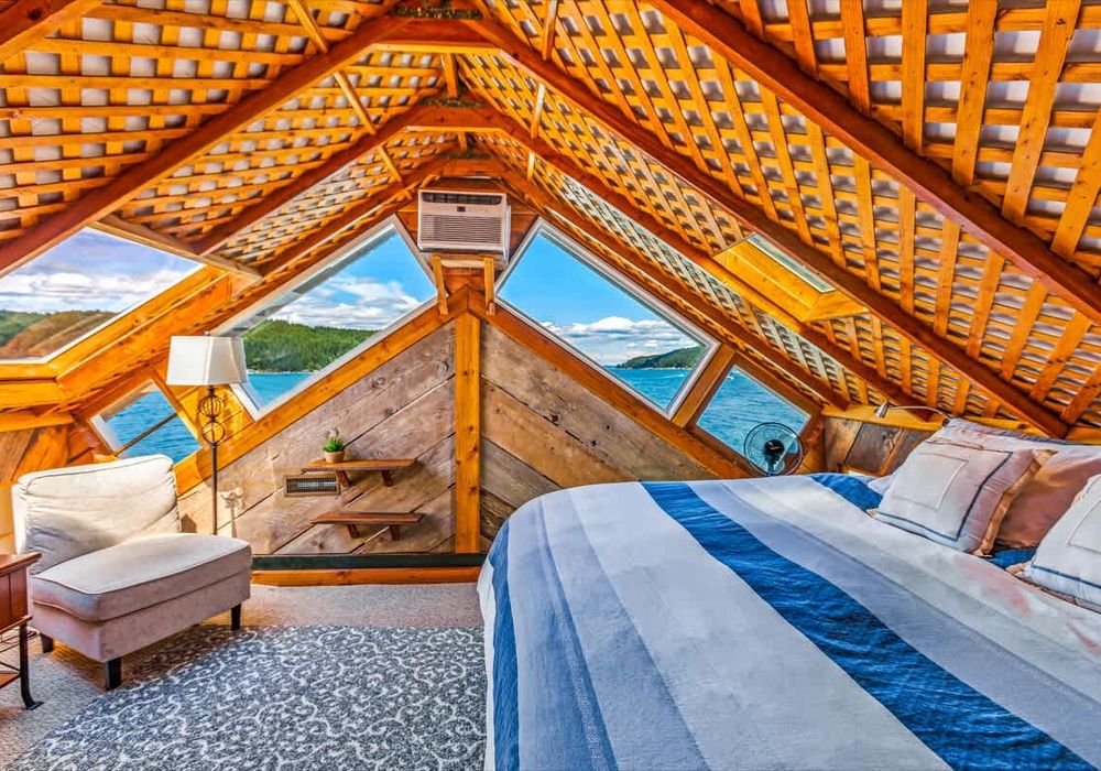 51b09456 c8c2 4c RgkzA homerunner